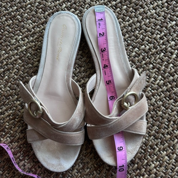 Gianvito Rossi Beya Suede Flat Sandals, Light Beige, size 38 (7.5) - Picture 14 of 14